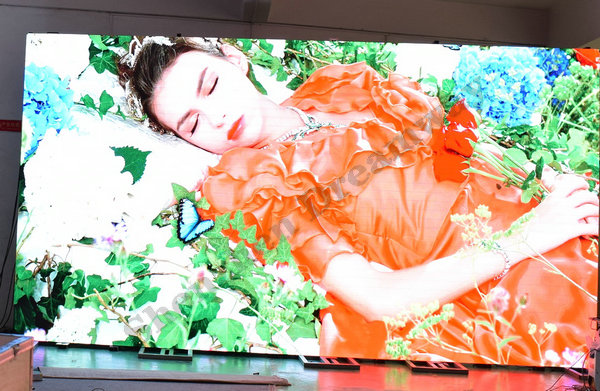 Hanging Indoor LED Backdrop Screen Rental Stage Event Panel P3 600w/sqm Nationstar