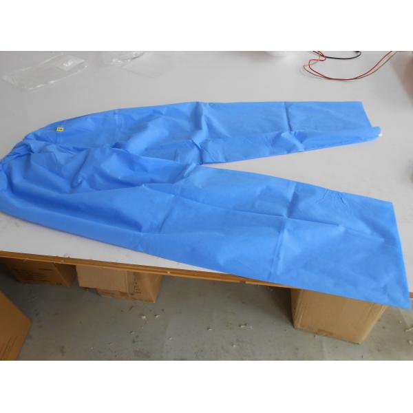 Soft Nonwoven Disposable Scrub Suits With ISO13485 Surgical Nurse Coat Pink Dark