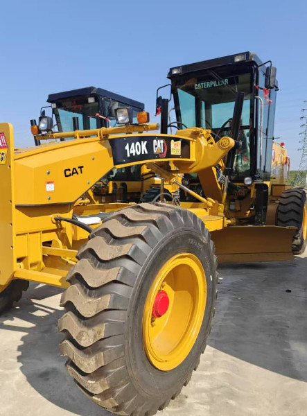 Caterpillar 140K Rigid Frame Motor Grader Versatile Comfortable