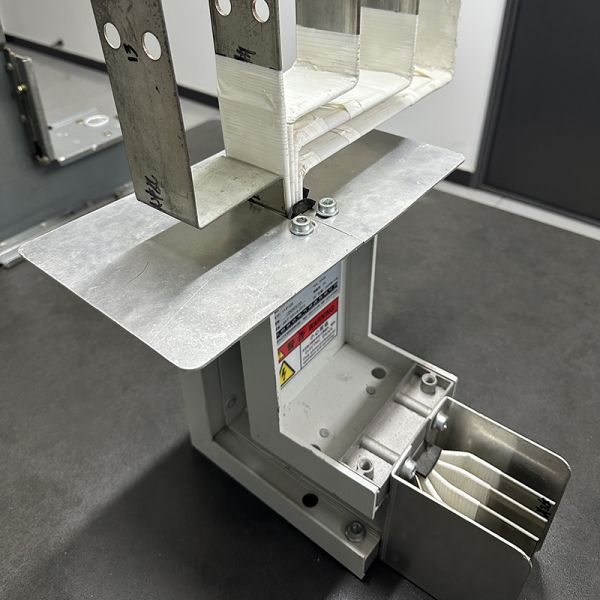 800A-3200A Compact Busbar Trunking System Sandwich Type Enclosed