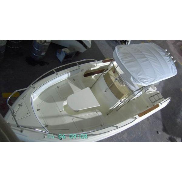 White 20.5 Feet Custom Built Yachts , Racing Sailing Boats With Large Bed
