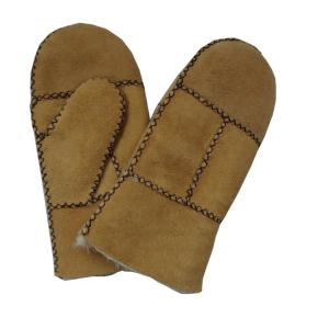 Quality cheap patched sheepskin double face fur kids mitten for sale