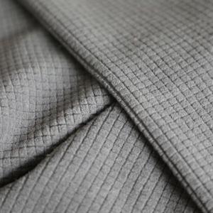 Quality 100% Polyester Polar Fleece Fabric Jacquard For Garment Pillowslip Lining for sale