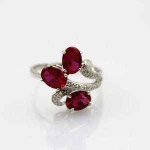 Fashion Jewelry 925 Silver Ring with Cubic Zircon Three Stones Ring(R0098)