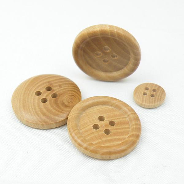 Clothing Accessories 2 Holes 4 Holes Round Laser Engraving Letter Hearts Love Sweater Wood Button for Garment
