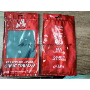 Travel cigar moisturizing bag with moisturizing and humidifying system with red