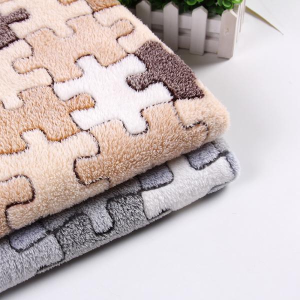 Competitive Flannel Fabric 57/58" for Home Textile Medium Weight and 100% Polyester