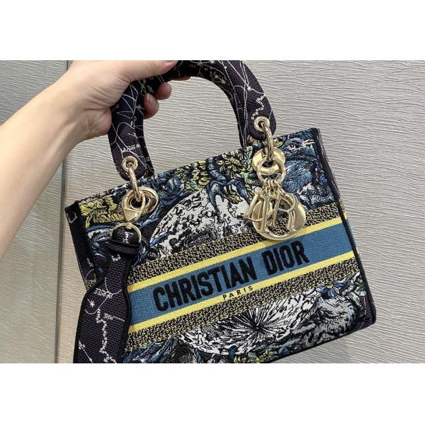 Buy Retro Tote Single Shoulder Bag 24cm Length With Exquisite Embroidery at wholesale prices