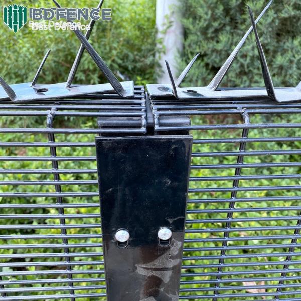 Buy 2.4m 358 Anti Climb Security Fencing Anti Cutting Mesh For Residential Garden at wholesale prices