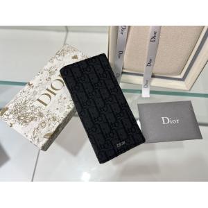 Embossed Vertical CD Christian Dior Mens Wallet Diamond Zippered