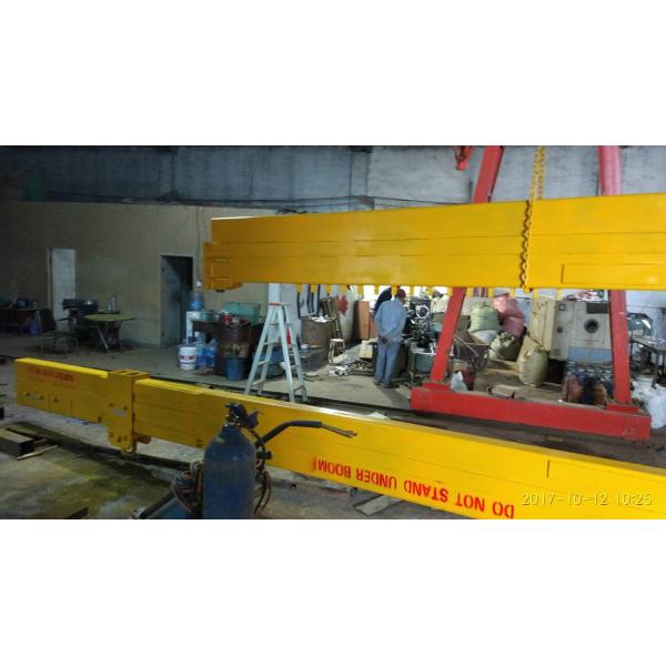 Buy 40 Feet Containers C Shape Loading & Unloading Crane , Glass Lifting Crane,C Shape Glass Unloading Crane at wholesale prices