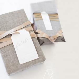 Personalized Portable Paper Present Box For Cosmetics / Perfume / Jewelry