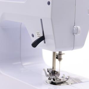 CE/ROHS/GS/UL/PSE Certified Mini Sewing Machine for Bulk Stock of Home Clothes