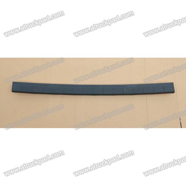 Bumper Rubber Center For ISUZU DECA-320-270 Truck Spare Body Parts