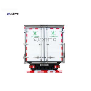 Howo 6 Wheeler Light Refrigerated Box Truck 3T 5 Tons