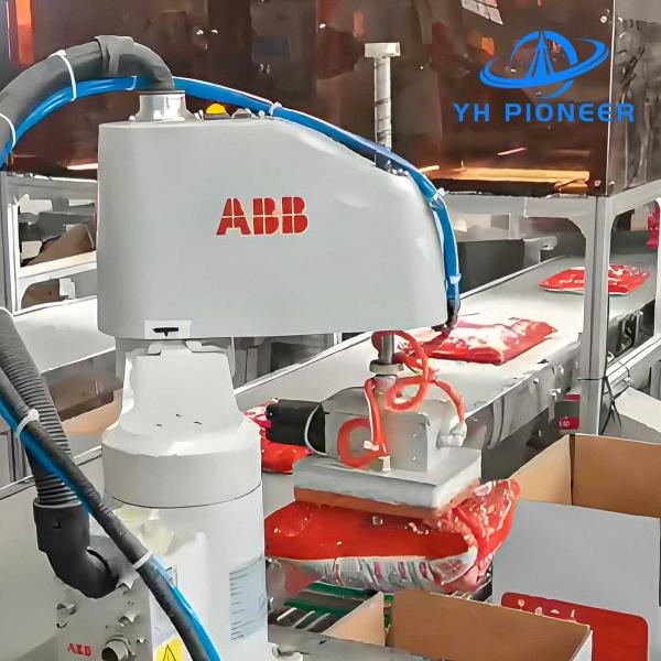 Compact Scara Robot Case Packer Touch Screen 6KG Load For Precise Box Placement