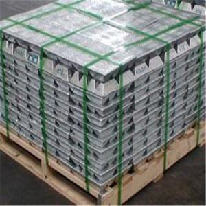 China P1O2O Pure Aluminium Ingots-Not Alloyed 99.5%-99.7% A7 For Building Material on sale