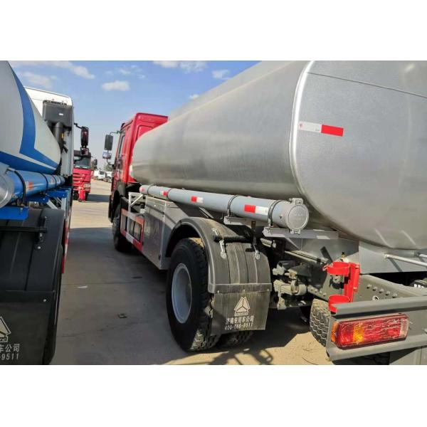 10 Tons 4 * 2 Light Duty Dump Truck , Diesel Fuel Delivery Truck With High Safety