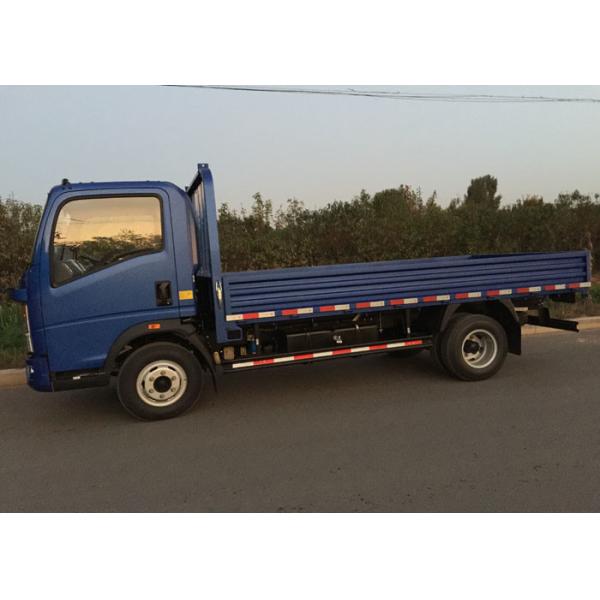 Buy 4 Tons HOWO SINOTRUK Light Duty Box Trucks ZZ1047C3414C1R45 at wholesale prices