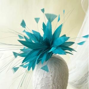15*15 cm Dyed Stripped Goose Feather Flower Mount with Wire Accessory Pattern