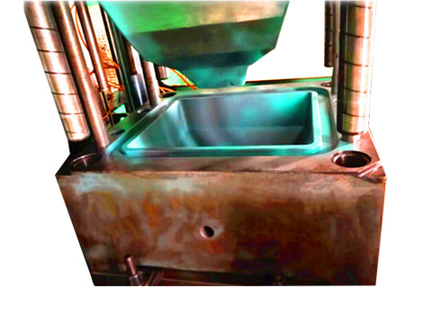 High Precision Plastic Injection Molding Tools , Automobile Container Injection