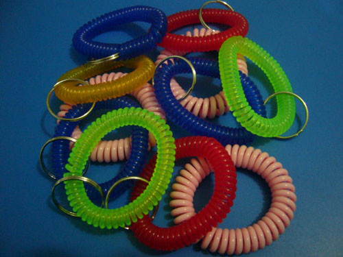 Colorful plastic spiral coil wrist band key ring chain small order quantity