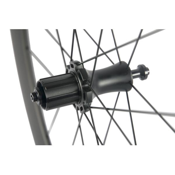 25mm Width 50mm Depth Road Bike Tubeless Carbon Wheel Set 38C-25-R7 and Customization