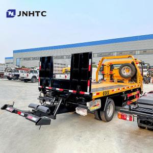Sinotruk HOWO 4x2 3-8TON Light Flatbed Cargo Wrecker Truck