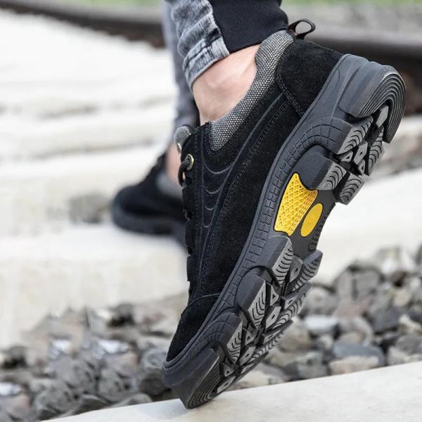 Steel Toe / Steel Plate Comfortable Safety Shoes Durable Work Safety Shoes Yellow