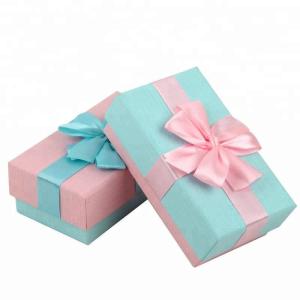 Custom Valentine Gift Boxes With Offset Printing
