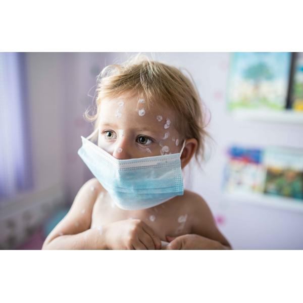 Buy Medical Consumable Lightweight Earloop Medical Mask at wholesale prices