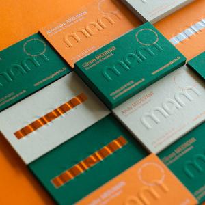 Offset Printing Custom Luxury Business Cards With Your Own Design and Embossed