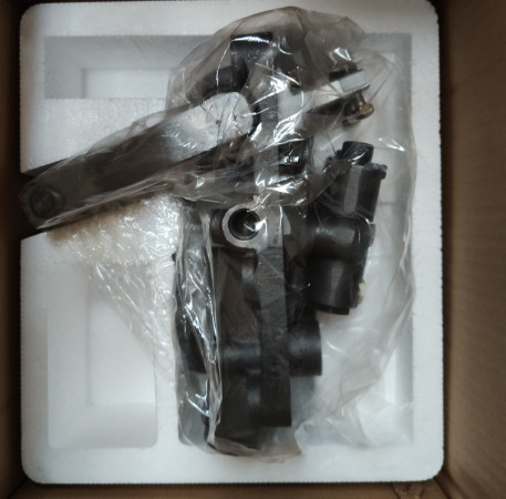 Shantui SD32 Bulldozer Steering Valve Original Quality Wholesale Price 195-40-11600