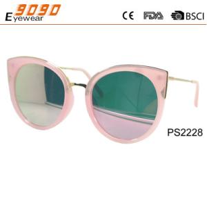 Newest Style 2018 plastic Fashionable Sunglasses ,UV 400 Protection Lens