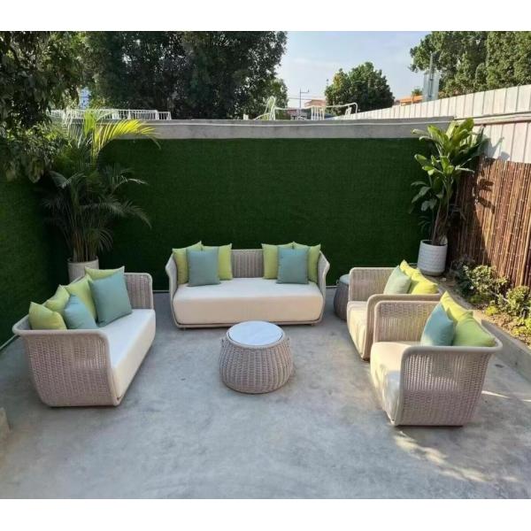 Buy Elegant Aluminum Patio furniture for the Perfect Poolside Ambiance at wholesale prices