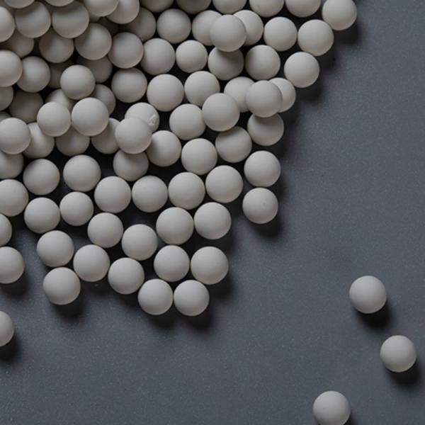 Bulk Density Of ≥3.2g/Cm3 Alumina Ceramic Balls For Precision And Temperature