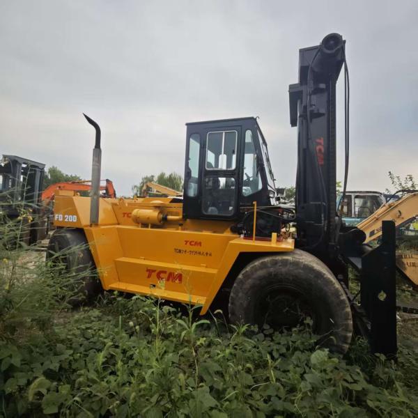 Used Japan Original TCM 200 20Tons 3Meters Diesel Forklift
