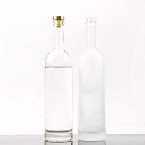 750ml Round Shape Glass Vodka Bottle with Cork Cap and Customized Surface
