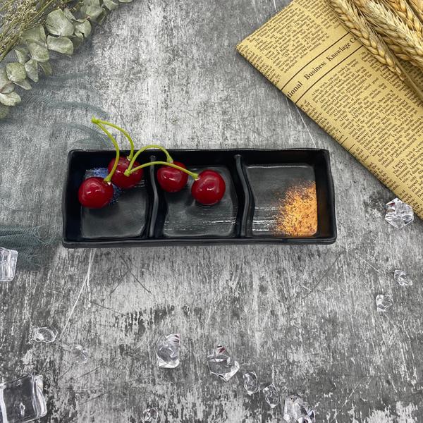 7.1'' Black Divided Melamine Soy Sauce Dish 3 Compartment Galaxy Pattern