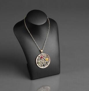 Buy jewelry bust set at wholesale prices