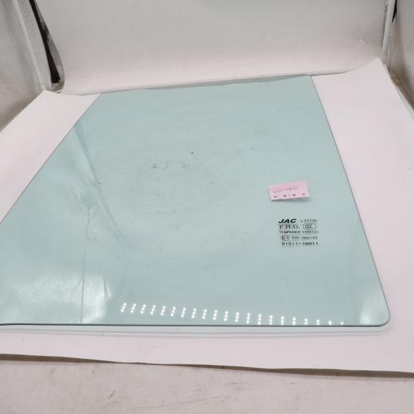 High quality Left door glass 81511-7A011