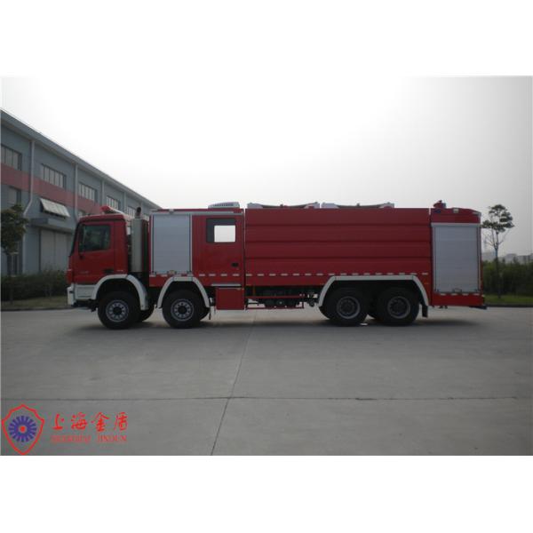 Buy Powerful Engine Wildland Fire Trucks , Steel Frame Pedal Plate Fire Brigade Truck at wholesale prices