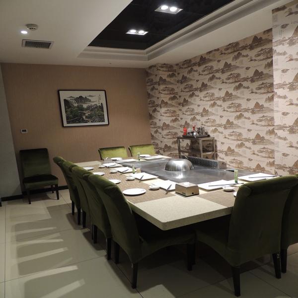 Buy Commercial Teppanyaki Grill Table 20mm Alloy Steel 8000W at wholesale prices