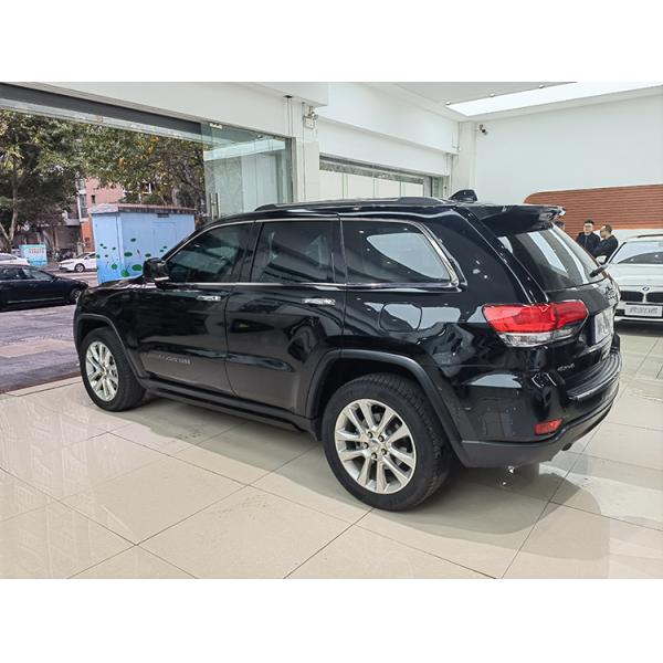 JEEP Grand Cherokee 2017 Model 3.0L 4X4 AWD Perfect Condition Maximum Torque 200-300Nm