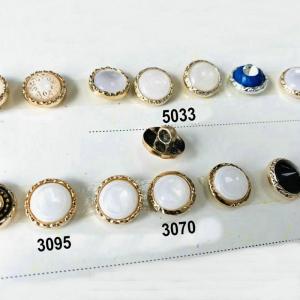 2021 new designs plastic sewing coat button pearl buttons wholesale