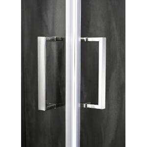 Stylish Square Shower Enclosures With Chromed Profile For Modern