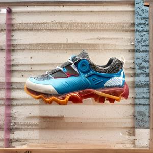 China Sports Classic Custom Shoes Service Nonslip Durable Neutral Hiking on sale