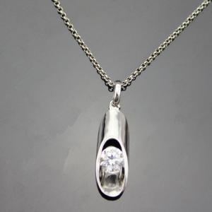 925 Silver 6mm Blue Topaz Cubic Zirconia Drop Pendant (YAQA1003)