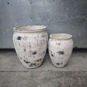 Quality Irregular Black Brush White Round Fiber Clay Planter Lobby Redesign for sale