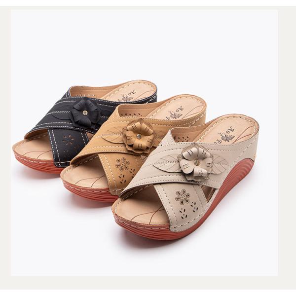 Buy BS092 Summer 2021 New Style Sandals Women'S Retro Wedge Heel Car Stitching Mother Shoes Plus Size Women'S Slippers Sanda at wholesale prices